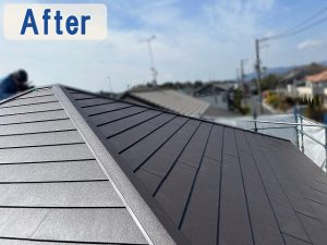 福島県いわき市　スーパーガルテクトを使用して屋根カバー工事を行った状態の屋根